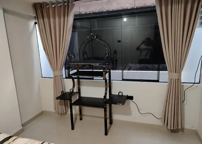 2 Bedroom Apartment *